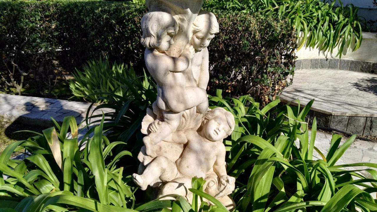 Villa Mary Trani Exteriör bild
